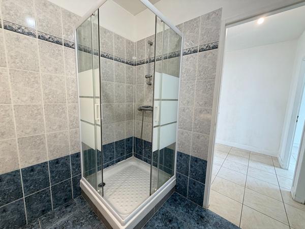 17200 ROYAN ROYAN - CENTRE-VILLE - Appartement T3 à louer