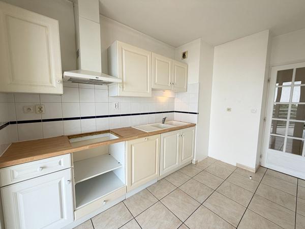 17200 ROYAN ROYAN - CENTRE-VILLE - Appartement T3 à louer