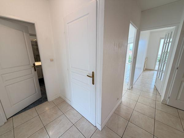 17200 ROYAN ROYAN - CENTRE-VILLE - Appartement T3 à louer