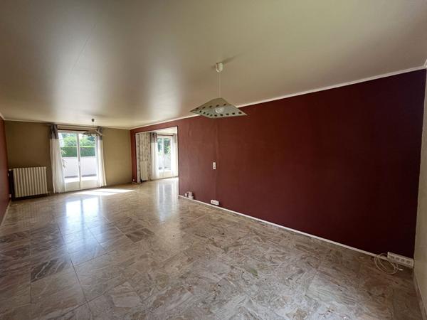 Maison familial sur sous-sol total - Proche DOURDAN/ETAMPES/ ANGERVILLE - 7 pièces 158m2
