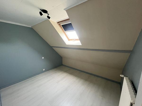 Maison familial sur sous-sol total - Proche DOURDAN/ETAMPES/ ANGERVILLE - 7 pièces 158m2