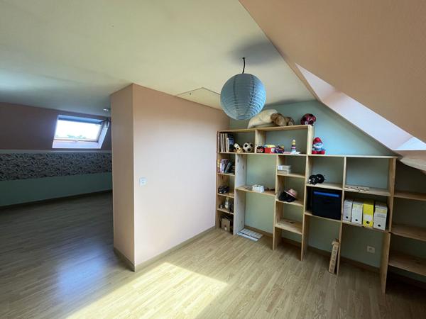 Maison familial sur sous-sol total - Proche DOURDAN/ETAMPES/ ANGERVILLE - 7 pièces 158m2