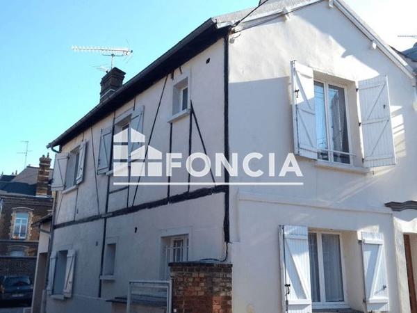 Location Appartement 2 pièces 32 m² - 4 RUE MICHEL GORIN Beauvais 60000