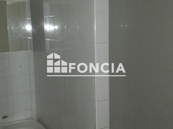 Location Appartement 2 pièces 32 m² - 4 RUE MICHEL GORIN Beauvais 60000