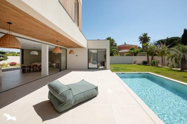 Maison à vendre |  Saint-Aunès |  5 pièces | 230 m²