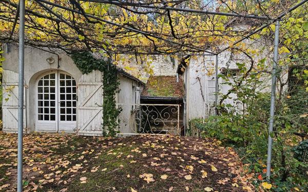 Maison à vendre    6 pièces •  Chinon