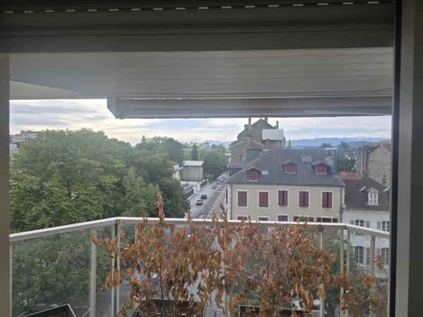 A VENDRE 3P 67m² VUE TRAVERSANT AVEC BALCON LES HESPERIDES COURS BOSQUET A PAU