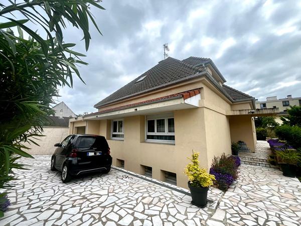 Maison 6 pièces 148 m2