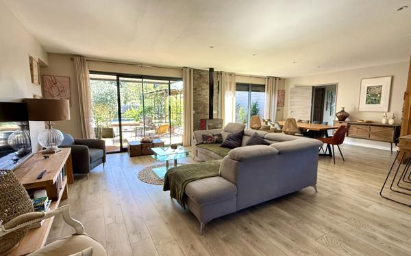 Maison à vendre    4 pièces •  Saint-Jean-de-Marsacq