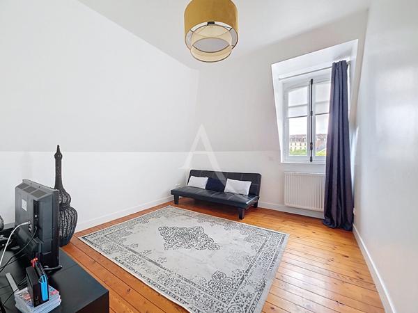 Mantes la Jolie - les Martraits- Maison 5 chambres avec Jardin sans vis à vis accès gare en 10 minutes à pieds