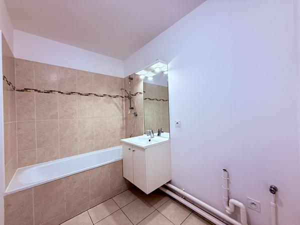 Appartement 2 pièce(s)_ balcon_parking_asnieres
