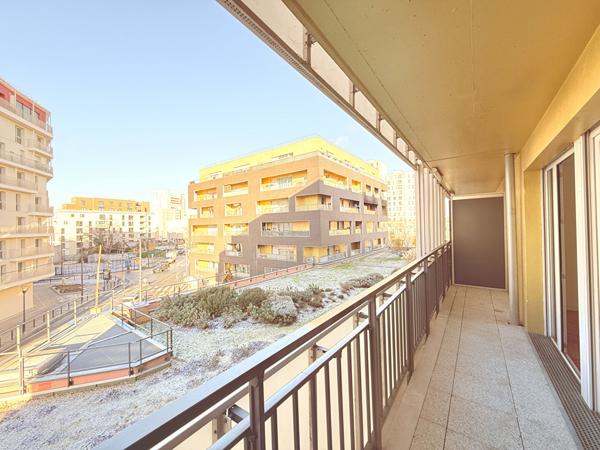 Appartement 2 pièce(s)_ balcon_parking_asnieres