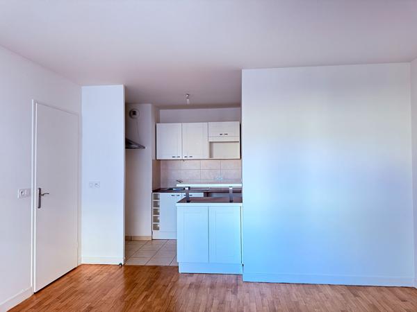 Appartement 2 pièce(s)_ balcon_parking_asnieres