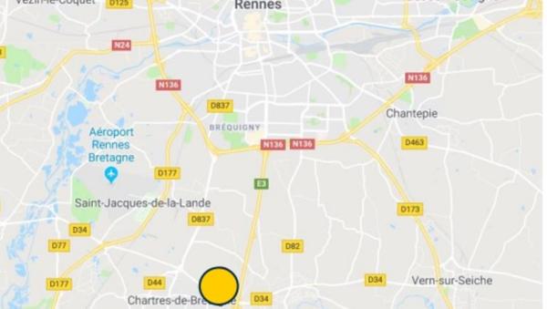 A LOUER PLATEAU DE 250M² EN RDC CHARTRES DE BRETAGNE