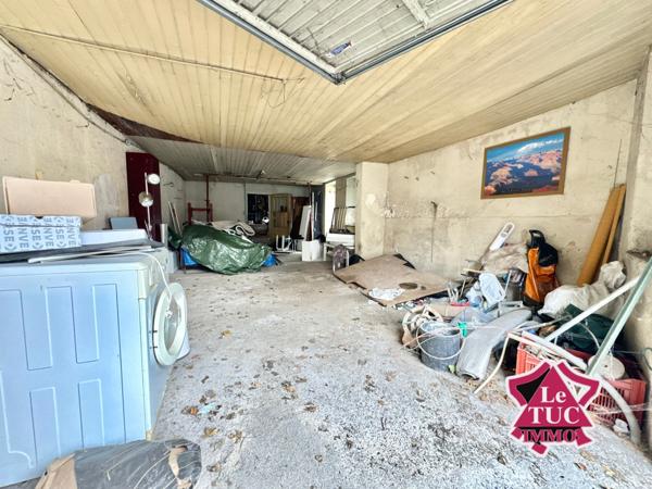 Ensemble en pierre avec cour privative Penne-d'Agenais (47140)