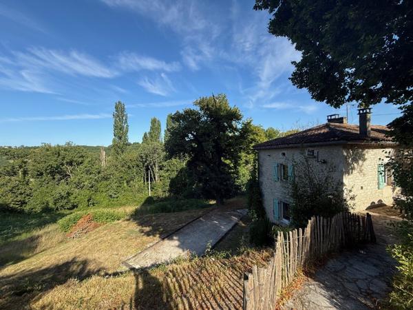 Dans la campagne de Lauzerte - Belle maison en pierre composée de deux logements, idéale pour investissement locatif ou projet mixte Lauzerte