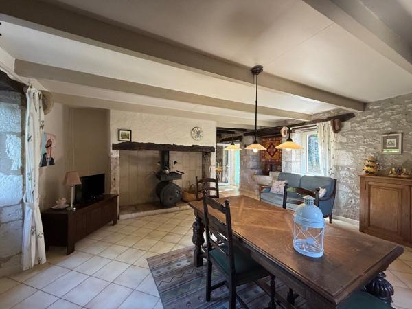 Dans la campagne de Lauzerte - Belle maison en pierre composée de deux logements, idéale pour investissement locatif ou projet mixte Lauzerte