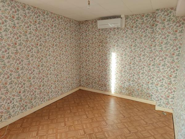 Maison de village indépendante avec grand jardin