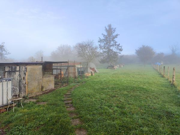 Maison de village indépendante avec grand jardin