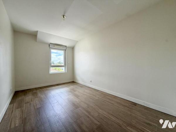 T3 lumineux avec balcon et box double - 71m²