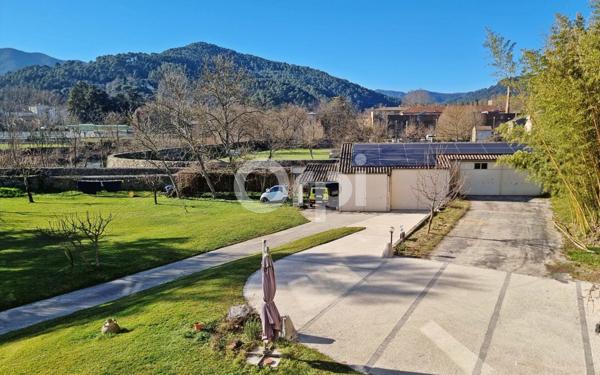 Maison à vendre    8 pièces •  Saint-Jean-du-Gard