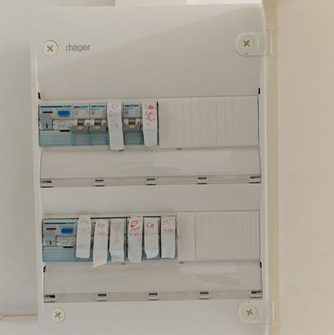 IMMEUBLE 200 M² 3T3 + 1T2 BONNE RENTABILITE