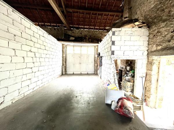 Maison à vendre  9 pièces - 158,09 m2 ROCHECHOUART - 87