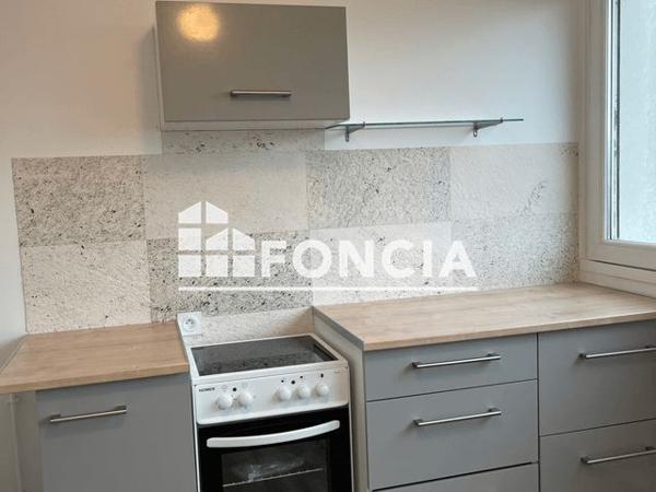 Location Appartement 2 pièces 44.96 m² - HIPPODROME - BAT F2 Villars 42390