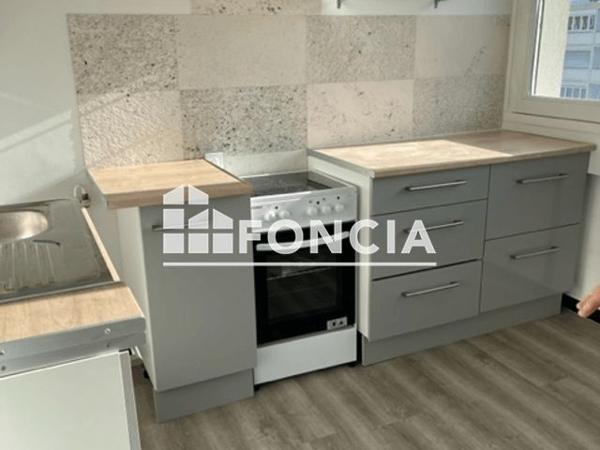 Location Appartement 2 pièces 44.96 m² - HIPPODROME - BAT F2 Villars 42390