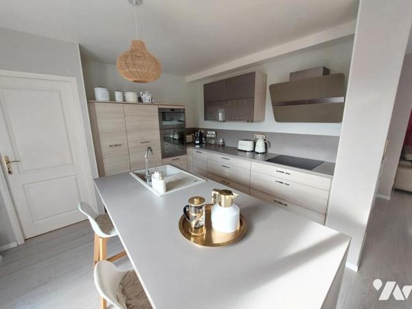 A VENDRE - MAISON - COSSE LE VIVIEN