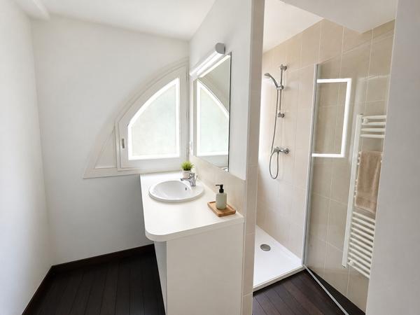 DAX- Appartement 2 chambres 80m² avec place privative