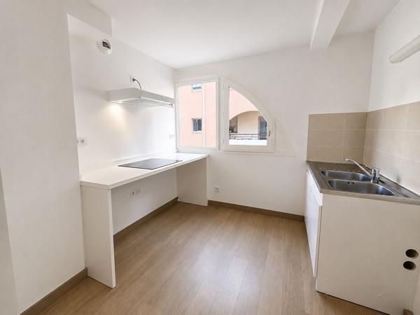 DAX- Appartement 2 chambres 80m² avec place privative