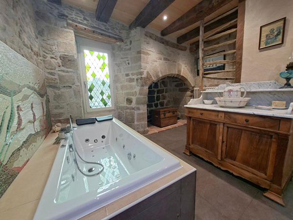 L'Héritage du Vicomte : Investissement d'Exception au Coeur de Beaulieu Beaulieu sur dordogne