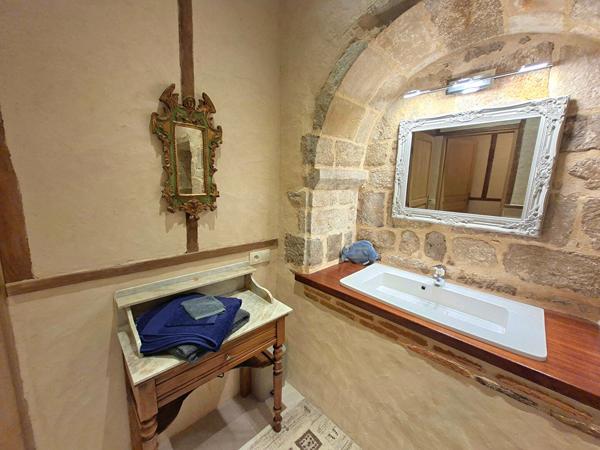 L'Héritage du Vicomte : Investissement d'Exception au Coeur de Beaulieu Beaulieu sur dordogne