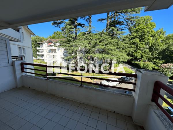 Location Appartement meublé 2 pièces 53 m² - 21 AVENUE DU 8 MAI 1945 Bayonne 64100