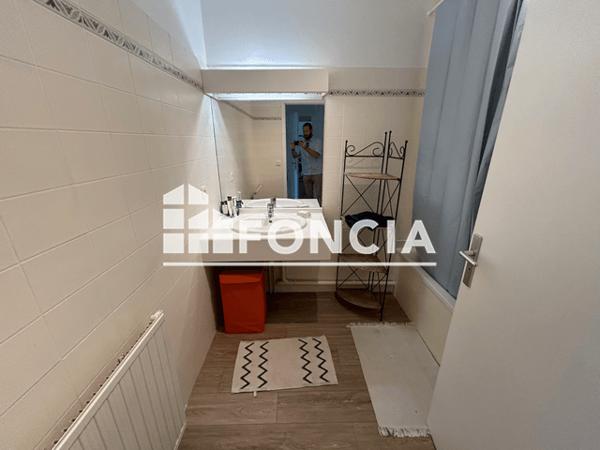 Location Appartement meublé 2 pièces 53 m² - 21 AVENUE DU 8 MAI 1945 Bayonne 64100