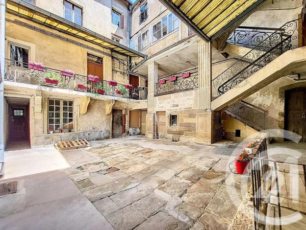 Immeuble à vendre  526 m 2   MIRECOURT  - 88