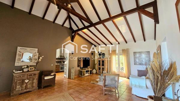 Vue mer – Piscine – 4 chambres – Emplacement d’exception au Vauclin