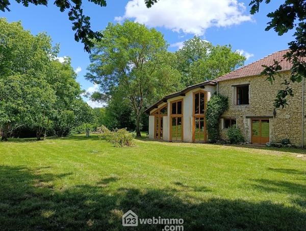 Demeure 315 m² à Vic-Fezensac 32190