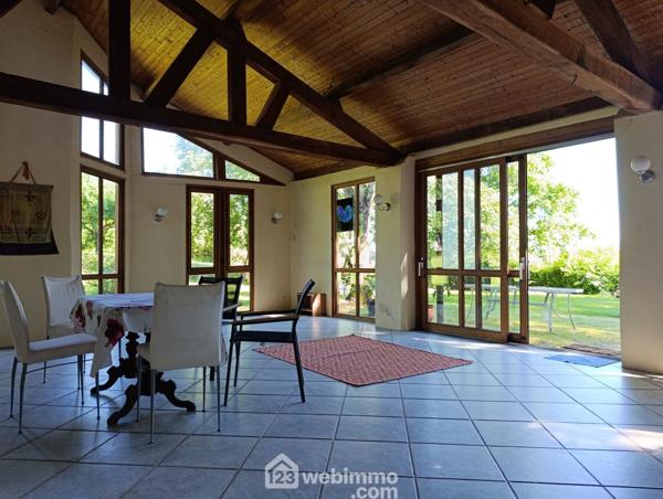 Demeure 315 m² à Vic-Fezensac 32190