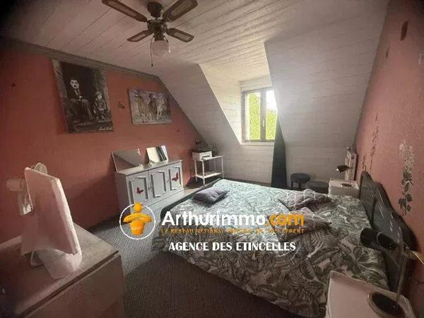 Vente                                                      Maison
                        
                     6 pièces                      154 m2                     à Martigné-Ferchaud