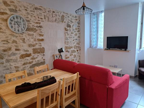 RENNES LES BAINS APPARTEMENT TYPE 2 EN RDC