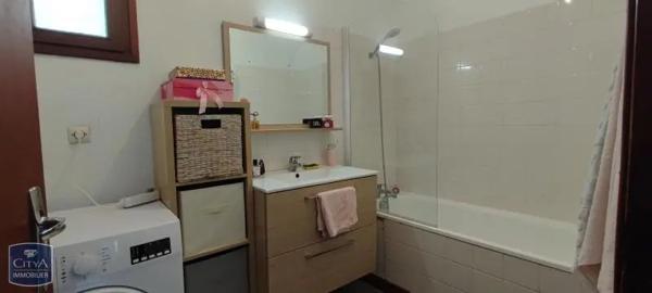 Appartement à louer 2 pièces 38.12m² Fontaine-le-Comte (86240)