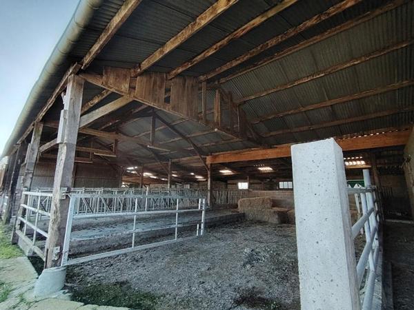 Hangars sur Plorec sur Arguenon de 765 m2