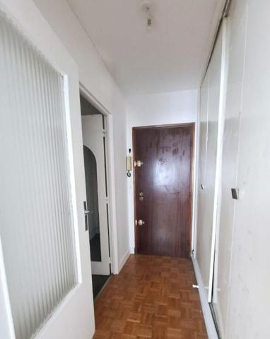Grand studio 20m2 secteur Gambetta Paris 20