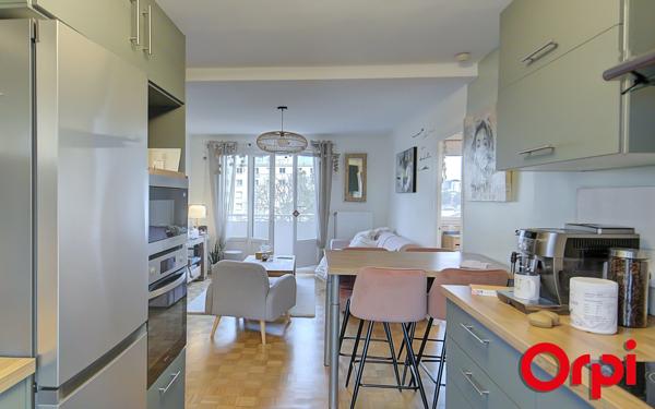 Appartement à vendre    3 pièces • 54 m2 Bourgoin-Jallieu