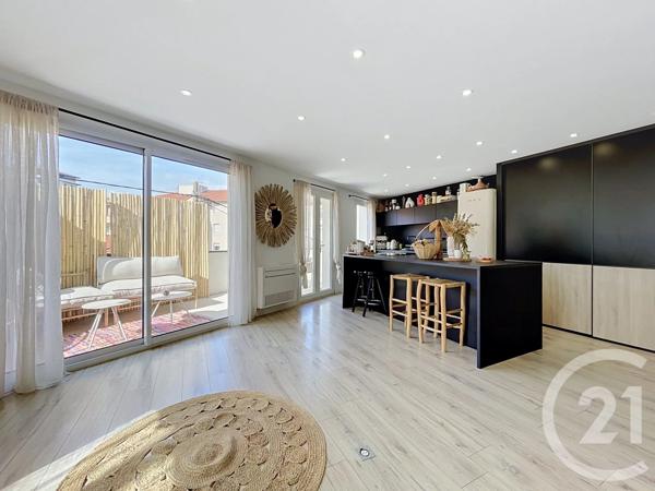 Appartement F5 à vendre  5 pièces - 119,33 m 2   LE PUY EN VELAY  - 43