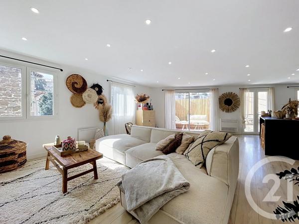Appartement F5 à vendre  5 pièces - 119,33 m 2   LE PUY EN VELAY  - 43