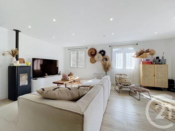 Appartement F5 à vendre  5 pièces - 119,33 m 2   LE PUY EN VELAY  - 43