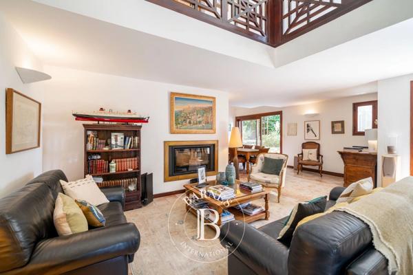 Vence, Villa 6 Chambres -  333 m² à vendre